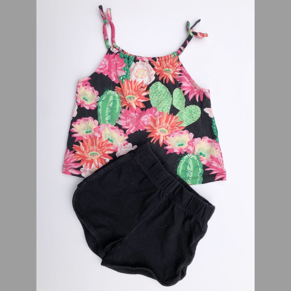 2 piece girls set.